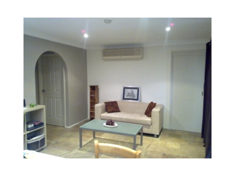 13 Gumleaf Row, Werrington NSW 2747