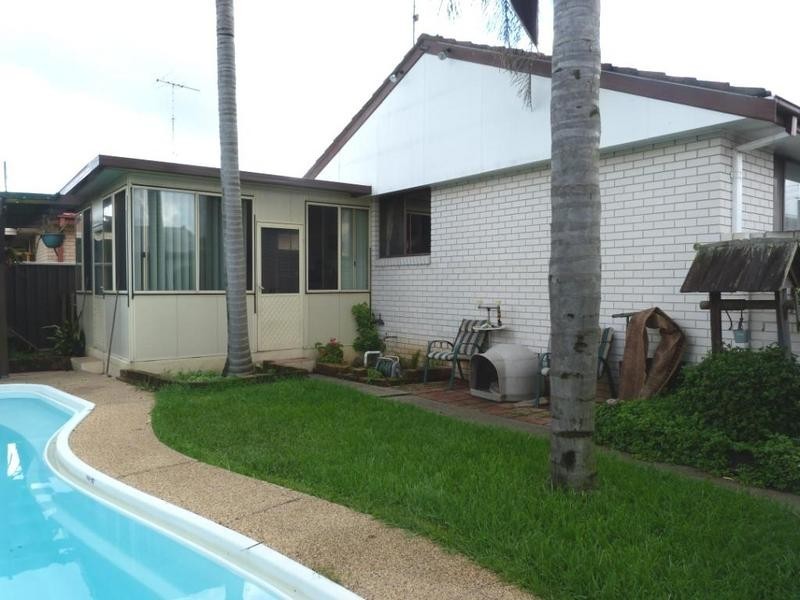 8 Shane Place, Colyton NSW 2760