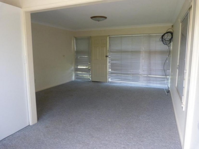 4 Kingsley Crescent, Blackett NSW 2770