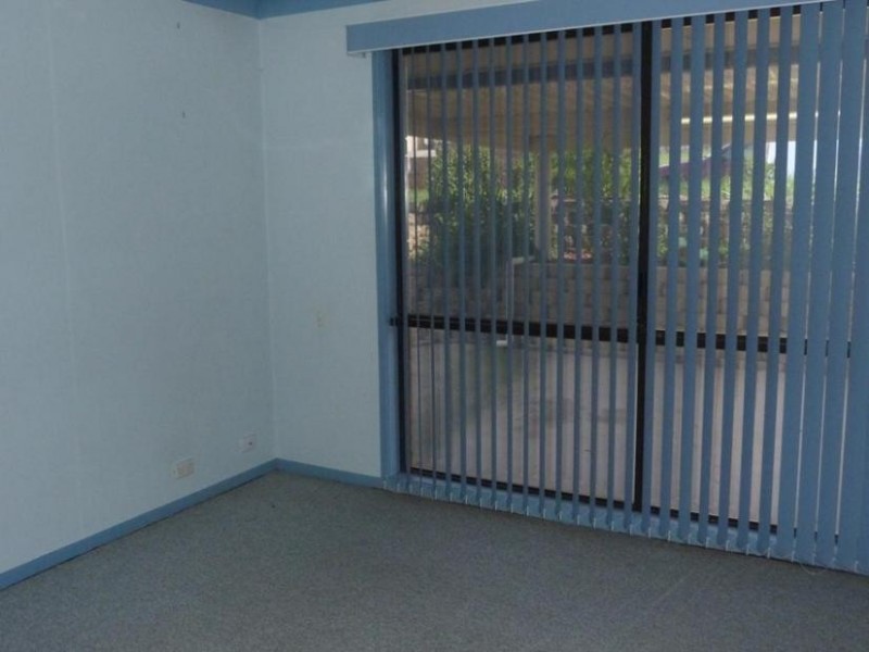 25 TRAMINER STREET, Minchinbury NSW 2770