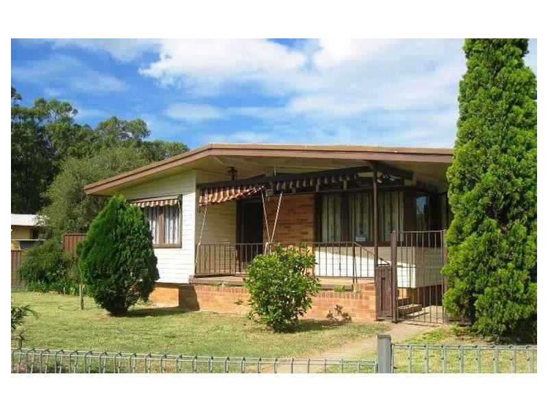 7 CUSACK PLACE, Blackett NSW 2770