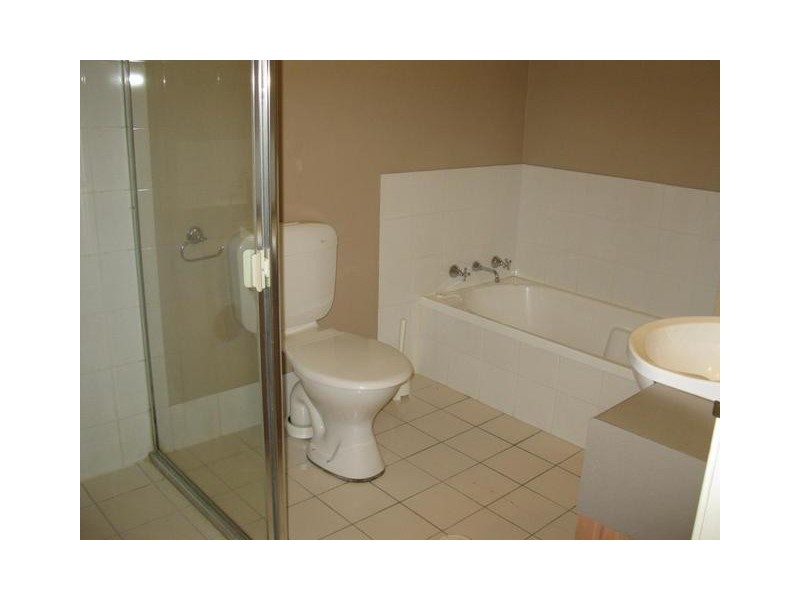 2/90 PARKWOOD STREET, Plumpton NSW 2761