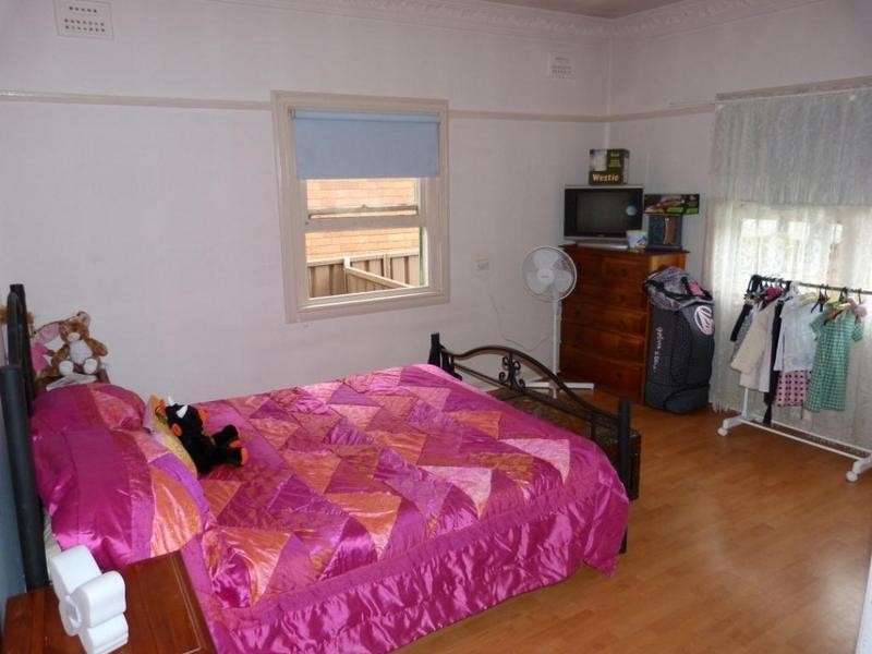 61A Canberra Street, Oxley Park NSW 2760