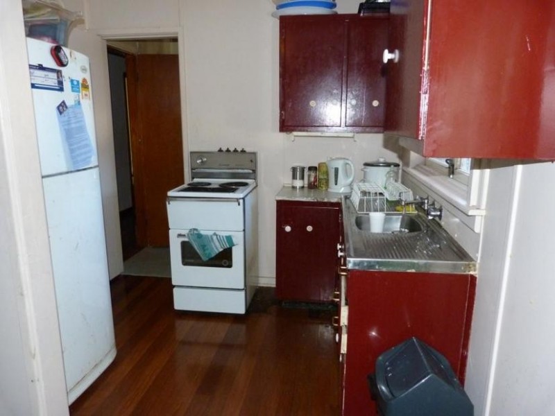 43 Marquesa Cres, Lethbridge Park NSW 2770