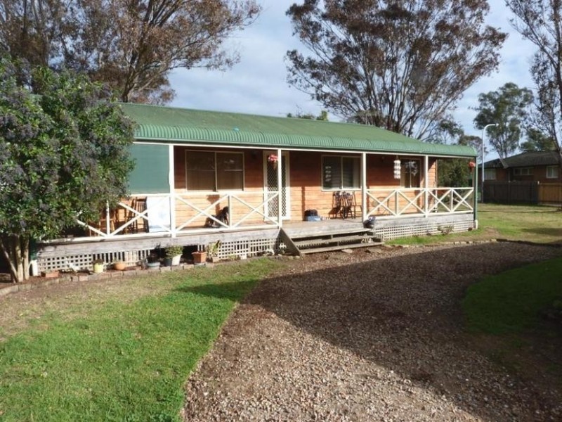 38 Mindanao Ave, Lethbridge Park NSW 2770