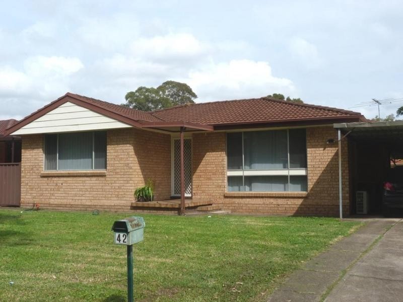 42 Gerald Cres, Doonside NSW 2767