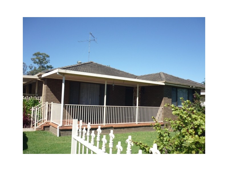 37 SALAMAUA ROAD, Whalan NSW 2770