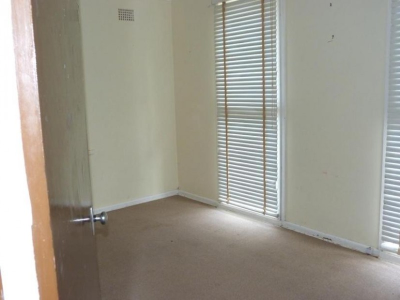 42 Tapiola Crescent, Hebersham NSW 2770