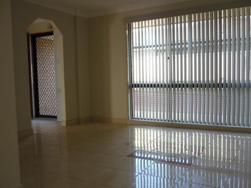 12 WARBLER STREET, Erskine Park NSW 2759