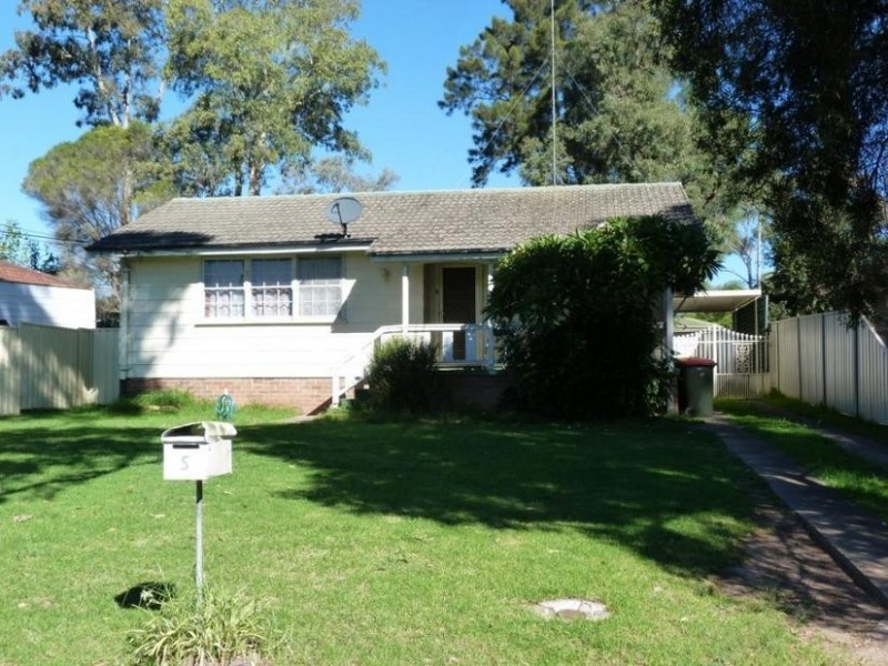 5 Harlow Avenue, Hebersham NSW 2770