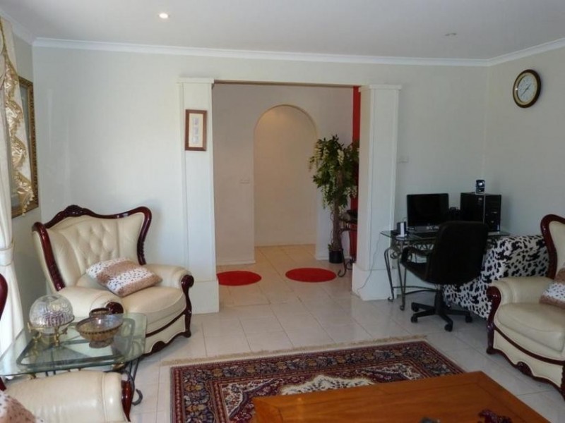 5 Carpenter Place, Minchinbury NSW 2770