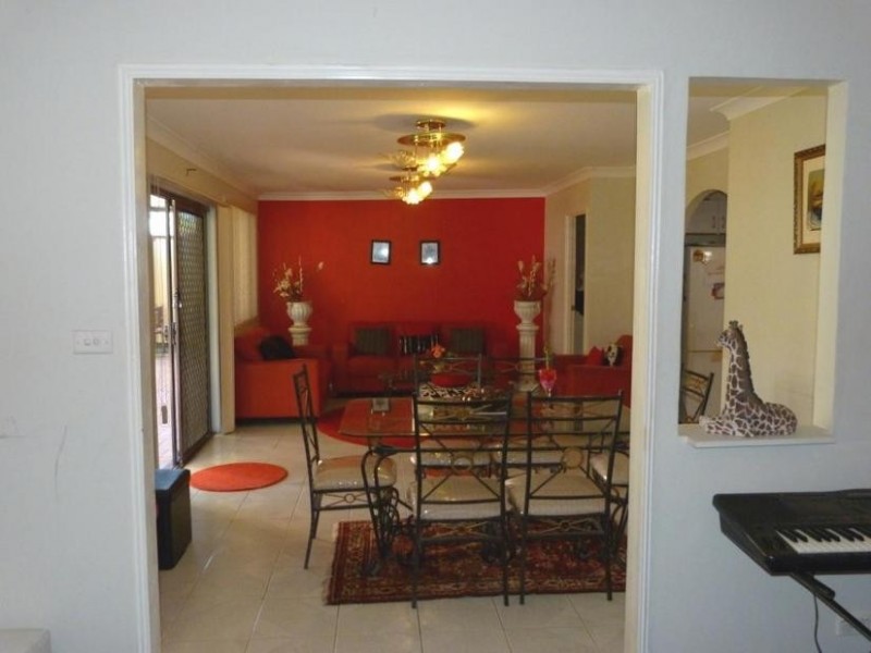 5 Carpenter Place, Minchinbury NSW 2770