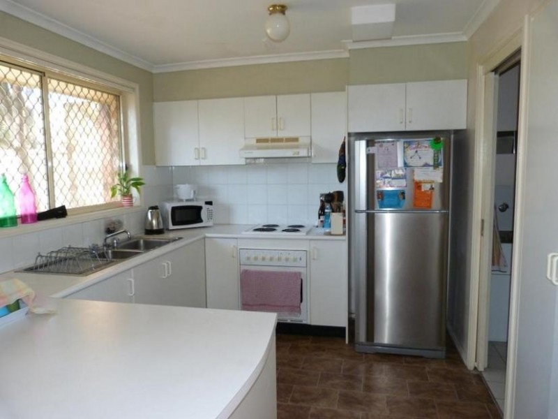 1/2 Bayton Street, Oxley Park NSW 2760