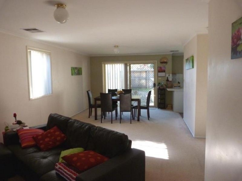 1/2 Bayton Street, Oxley Park NSW 2760