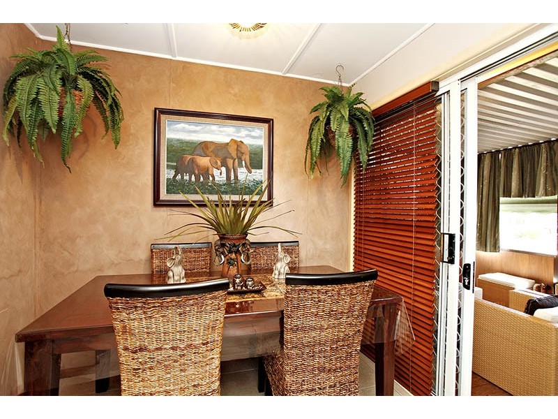 6 Goroka Street, Whalan NSW 2770