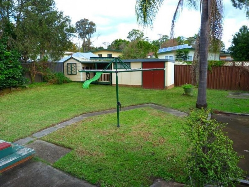 36 Lingayen Avenue, Lethbridge Park NSW 2770