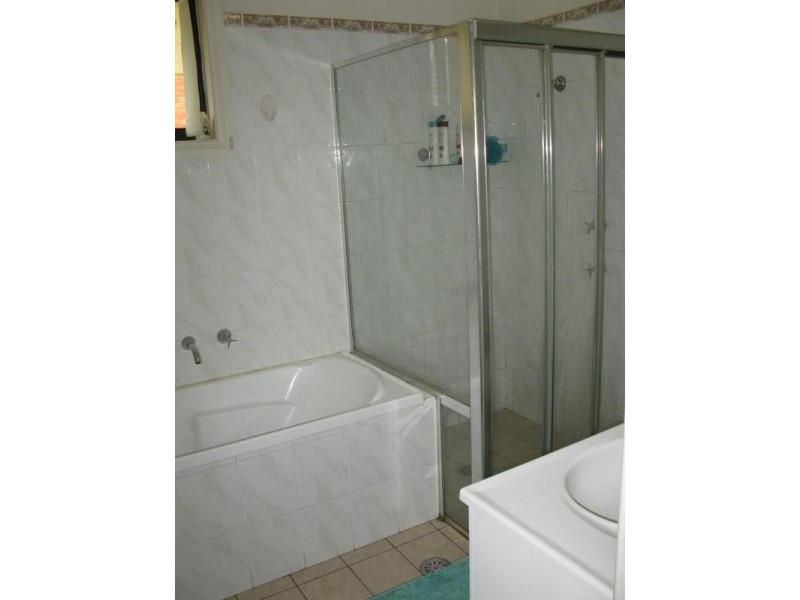 2/84 Adelaide St, Oxley Park NSW 2760