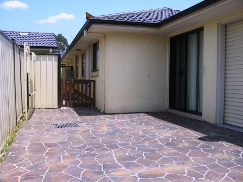 2/84 Adelaide St, Oxley Park NSW 2760