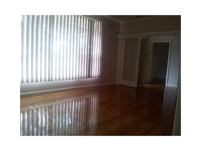 17 GLENVIEW STREET, St Marys NSW 2760