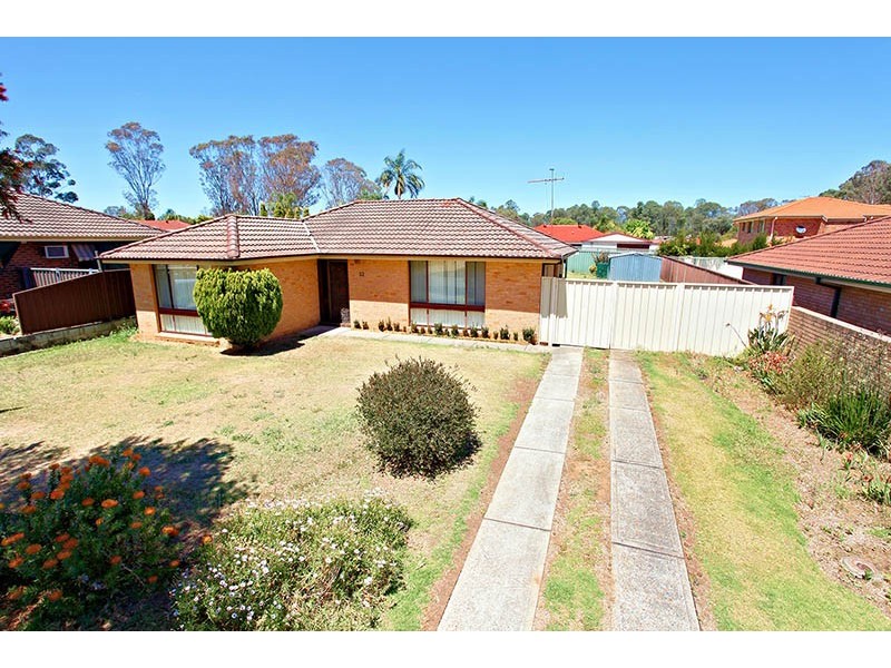 32 Shakespeare Drive, St Clair NSW 2759