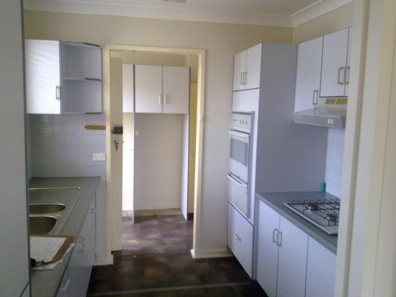 10 Basingstoke Pl, Hebersham NSW 2770