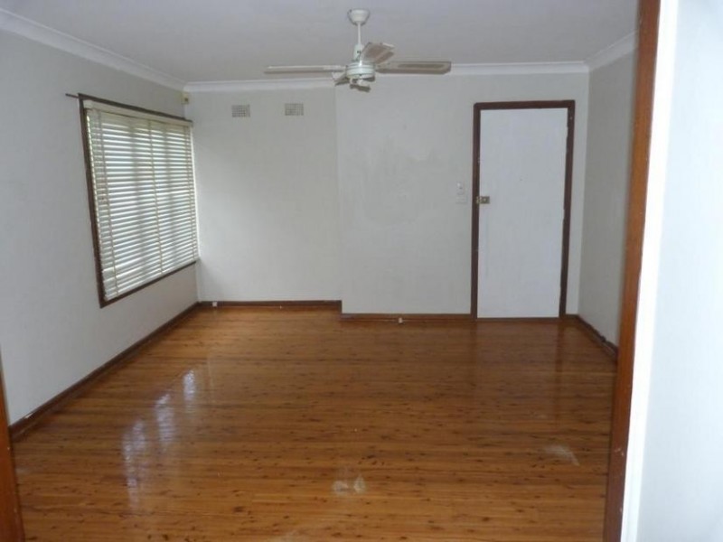 8 Bletchley Place, Hebersham NSW 2770