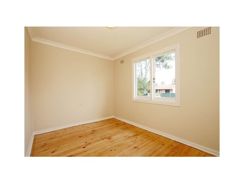31 CUMBERNAULD CRESCENT, Dharruk NSW 2770