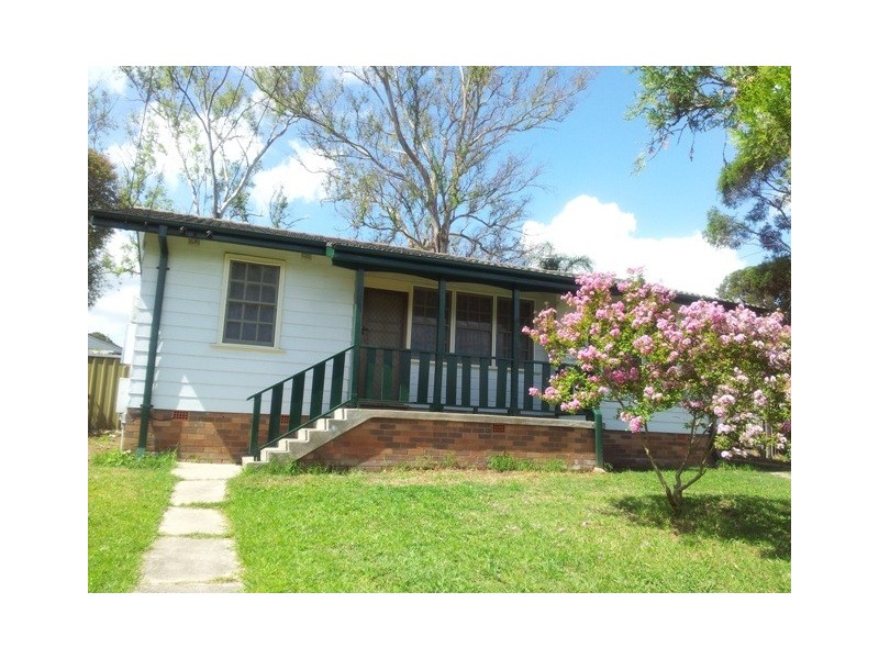 4 SIANDRA AVENUE, Shalvey NSW 2770