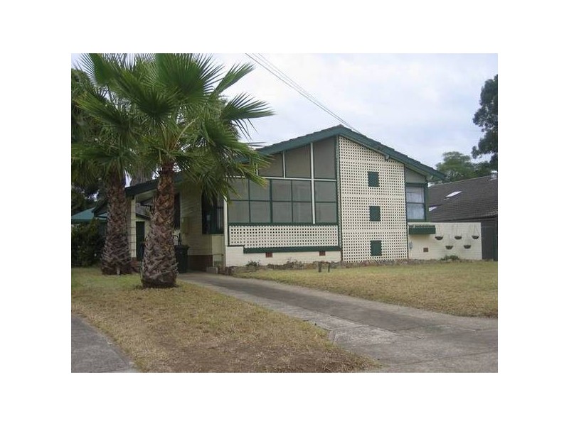 14 COPELAND ROAD, Lethbridge Park NSW 2770