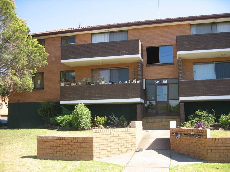 2/52-56 PUTLAND STREET, St Marys NSW 2760