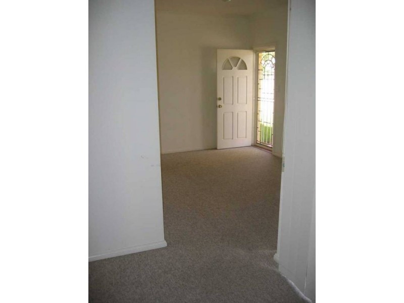 1/61 TARGO ROAD, Girraween NSW 2145