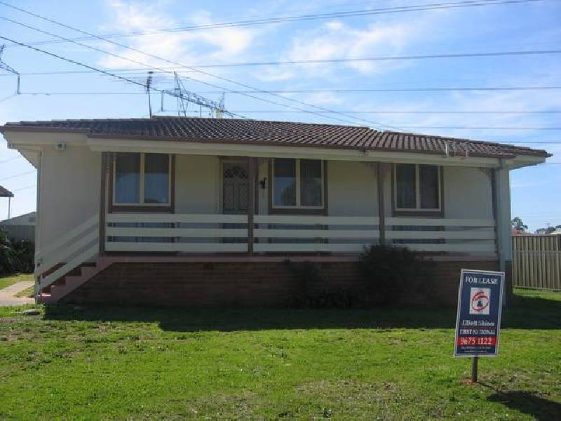 276 LUXFORD ROAD, Lethbridge Park NSW 2770