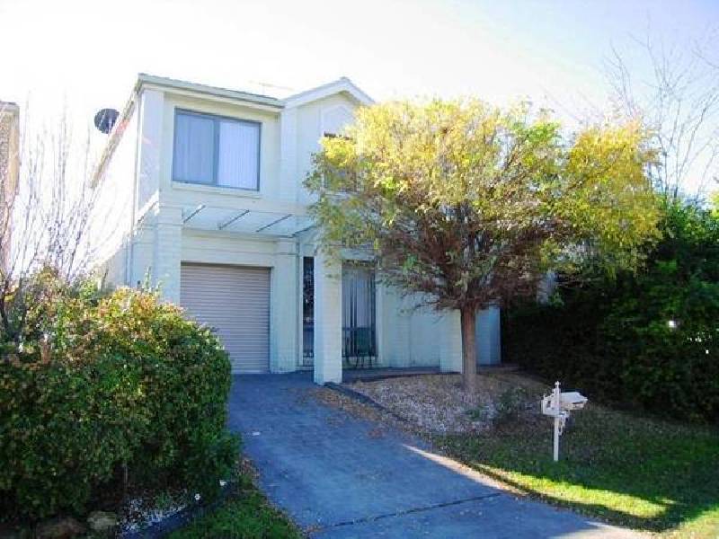 11 Hague Place, Oakhurst NSW 2761