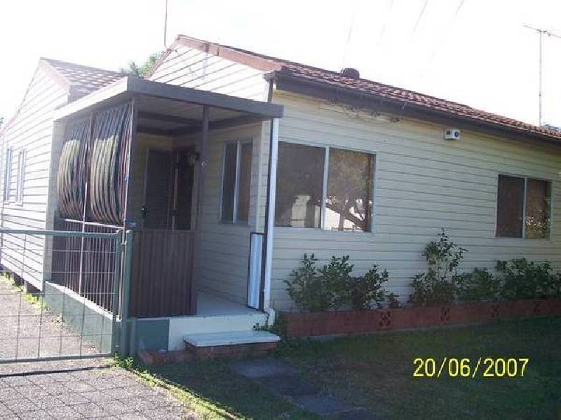 8 Nariel Street, St Marys NSW 2760