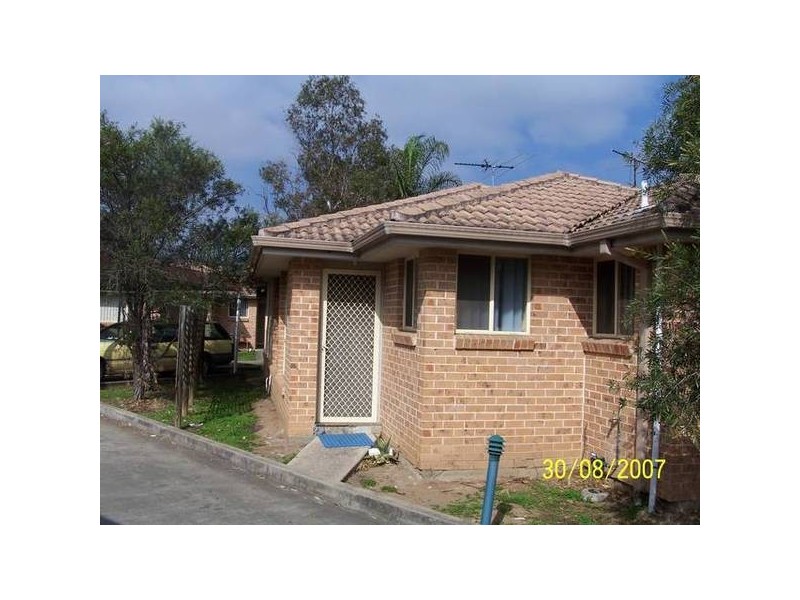 Moorehead Avenue, Mount Druitt NSW 2770
