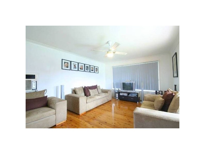 3 Cullen Pl, Dharruk NSW 2770