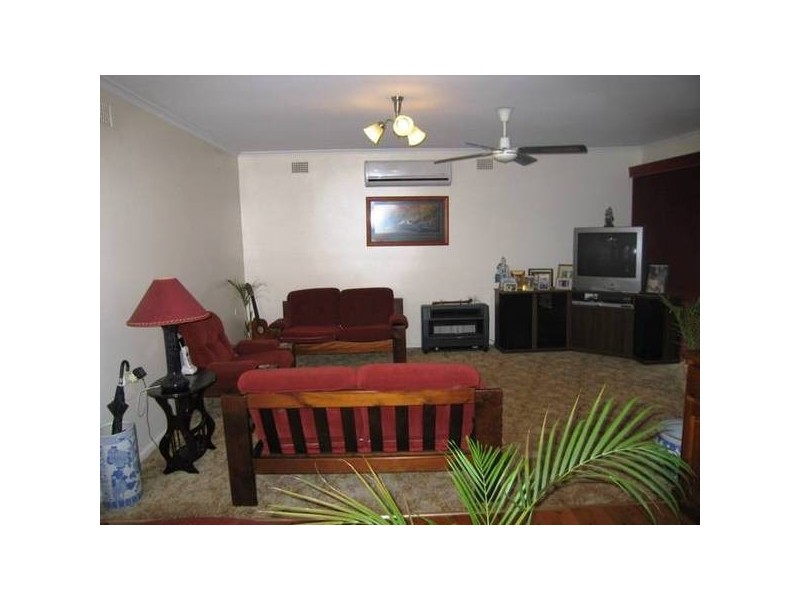 9 Sunda Avenue, Whalan NSW 2770