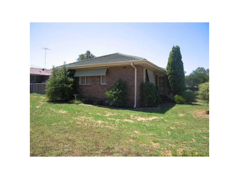 2 Morobe Street, Whalan NSW 2770