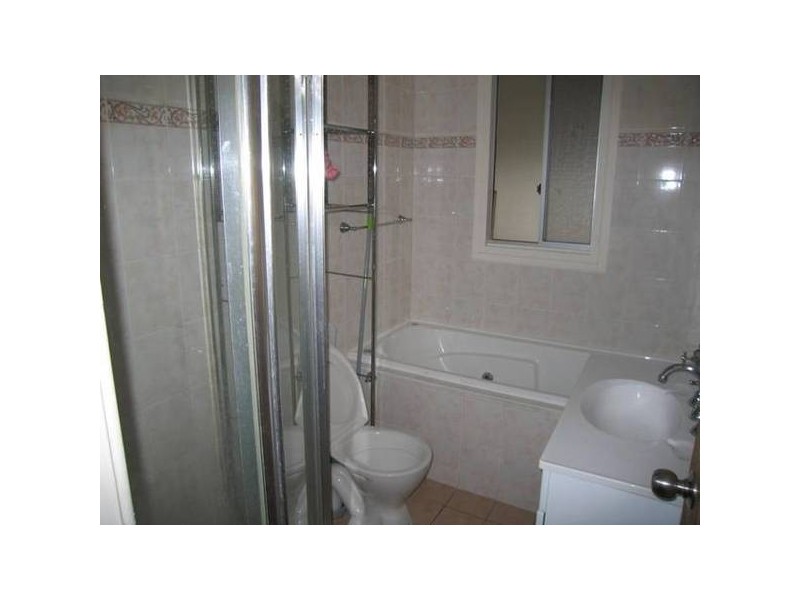 10 Livingston Avenue, Dharruk NSW 2770