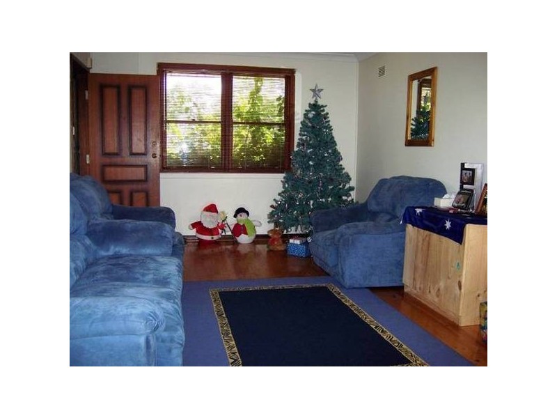 32 Pitcairn Avenue, Lethbridge Park NSW 2770