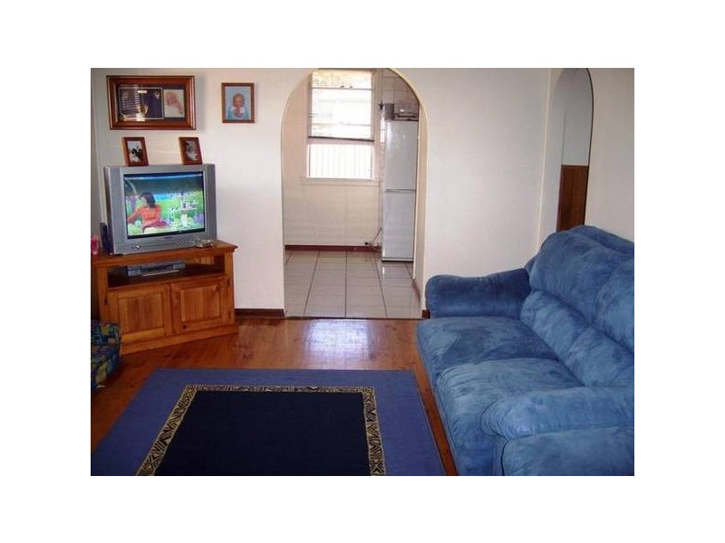 32 Pitcairn Avenue, Lethbridge Park NSW 2770