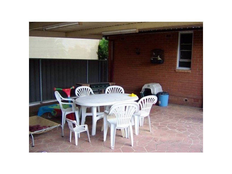 32 Pitcairn Avenue, Lethbridge Park NSW 2770