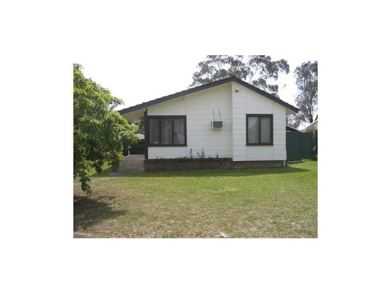 8 BLETCHLEY PLACE, Hebersham NSW 2770