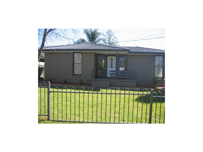 10 KERRAN CLOSE, Cambridge Park NSW 2747