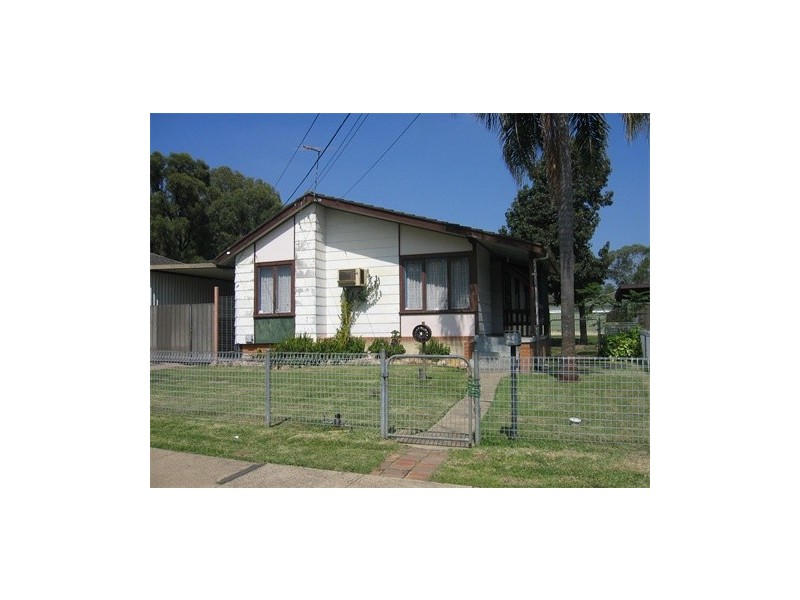 48 MARIANA CRESCENT, Lethbridge Park NSW 2770