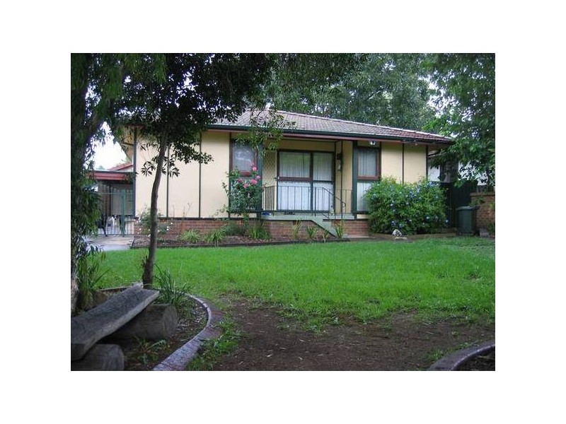 131 CARLISLE AVENUE, Hebersham NSW 2770