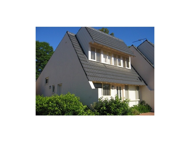 3/9 GAUSS PLACE, Tregear NSW 2770