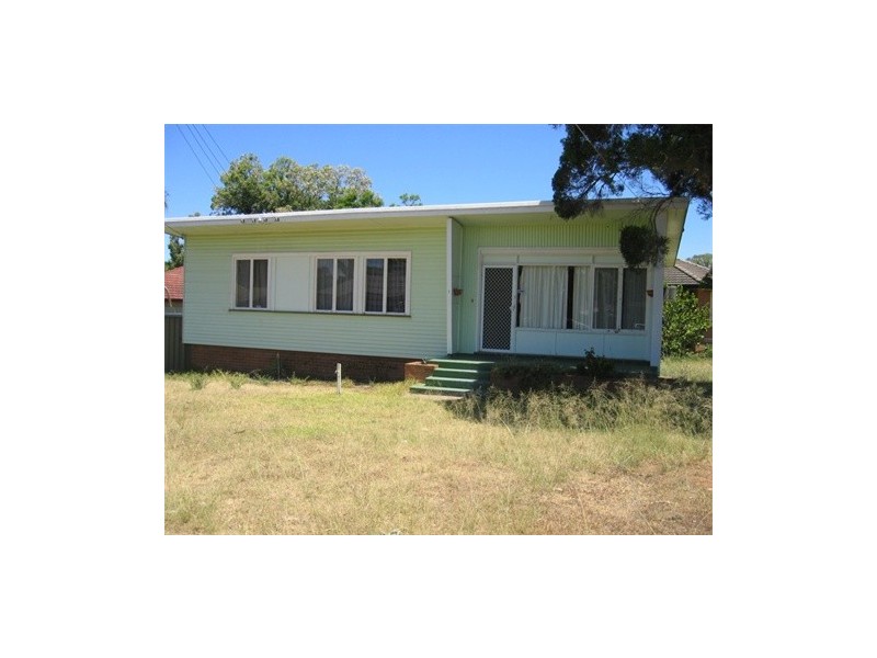 7 LEMAIRE AVENUE, Lethbridge Park NSW 2770