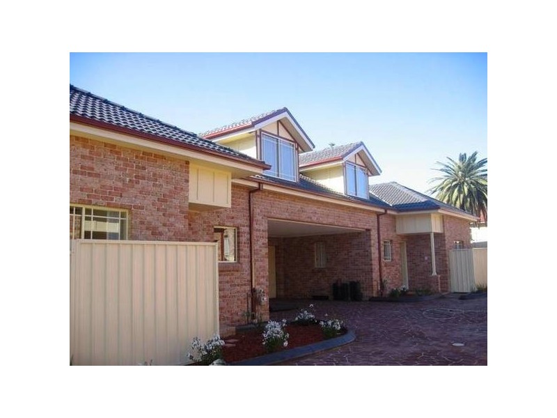 2/45 Sydney Street, St Marys NSW 2760