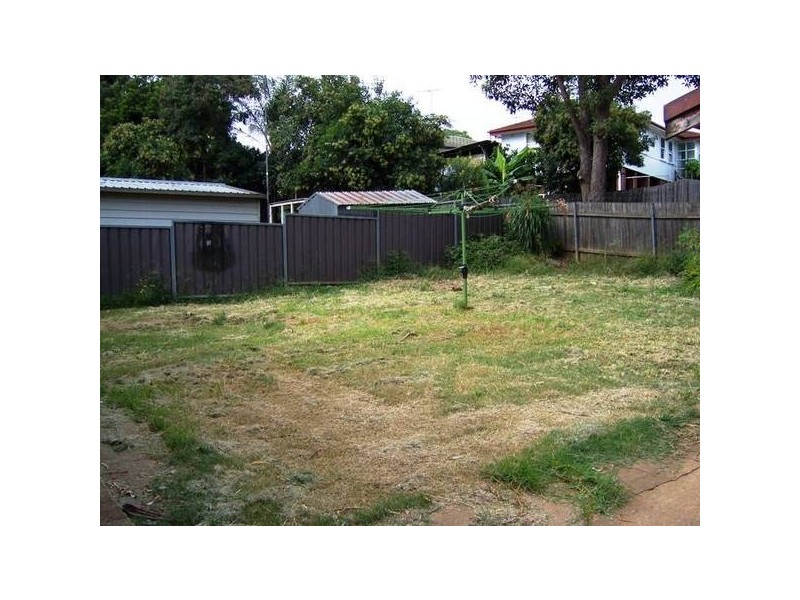 12 Kista Dan Avenue, Tregear NSW 2770